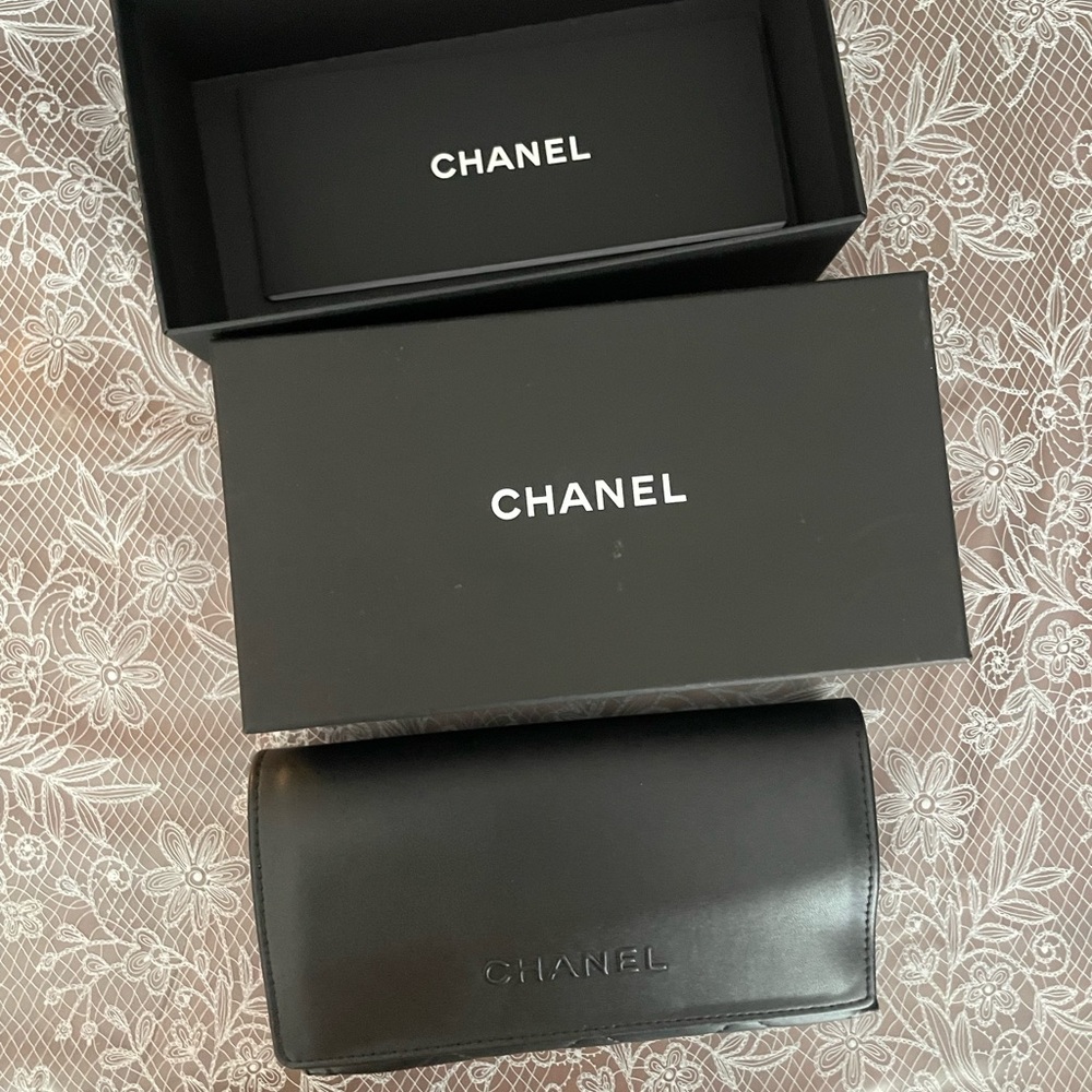 CHANEL Classic Black Leather Sunglasses Case